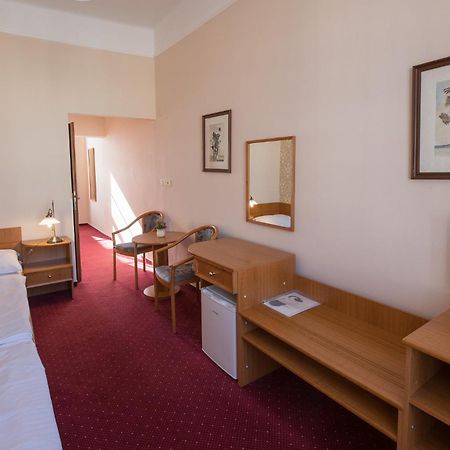 Hotel U Cerneho Orla Telč Eksteriør bilde