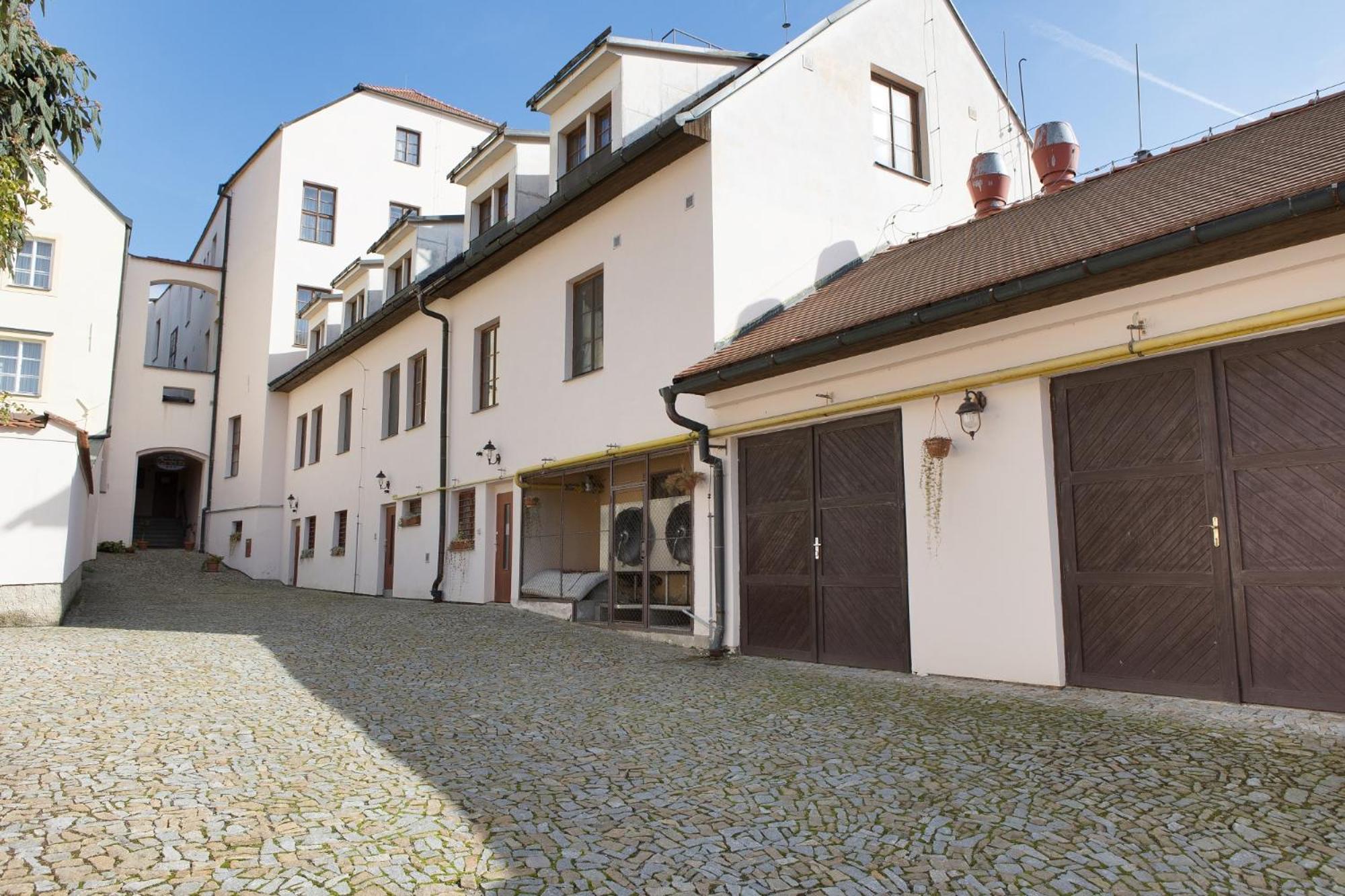 Hotel U Cerneho Orla Telč Eksteriør bilde