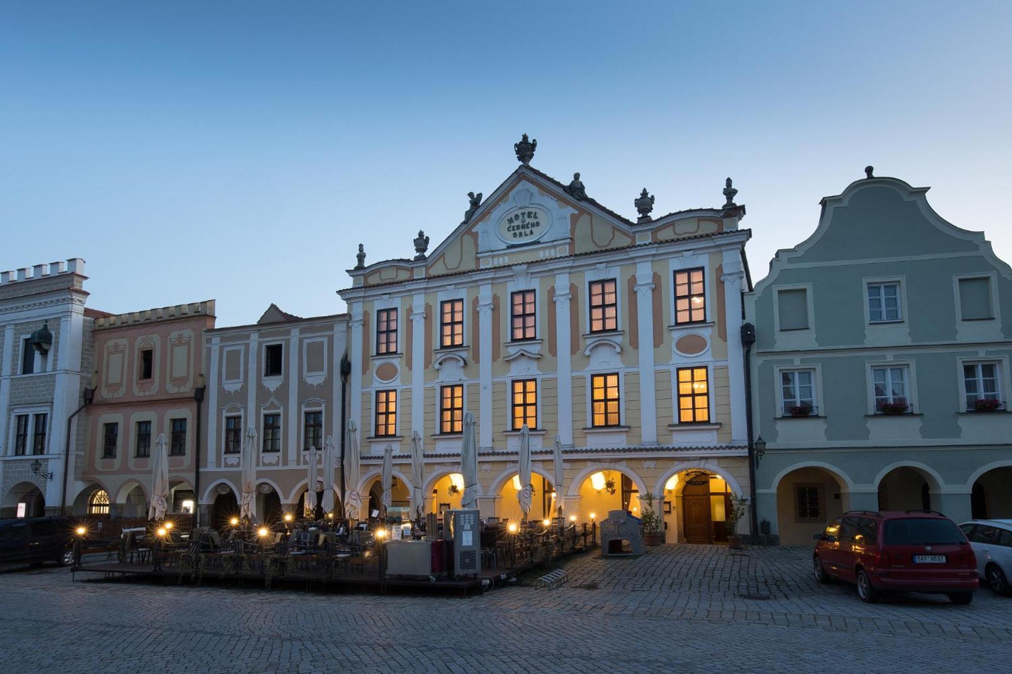 Hotel U Cerneho Orla Telč Eksteriør bilde