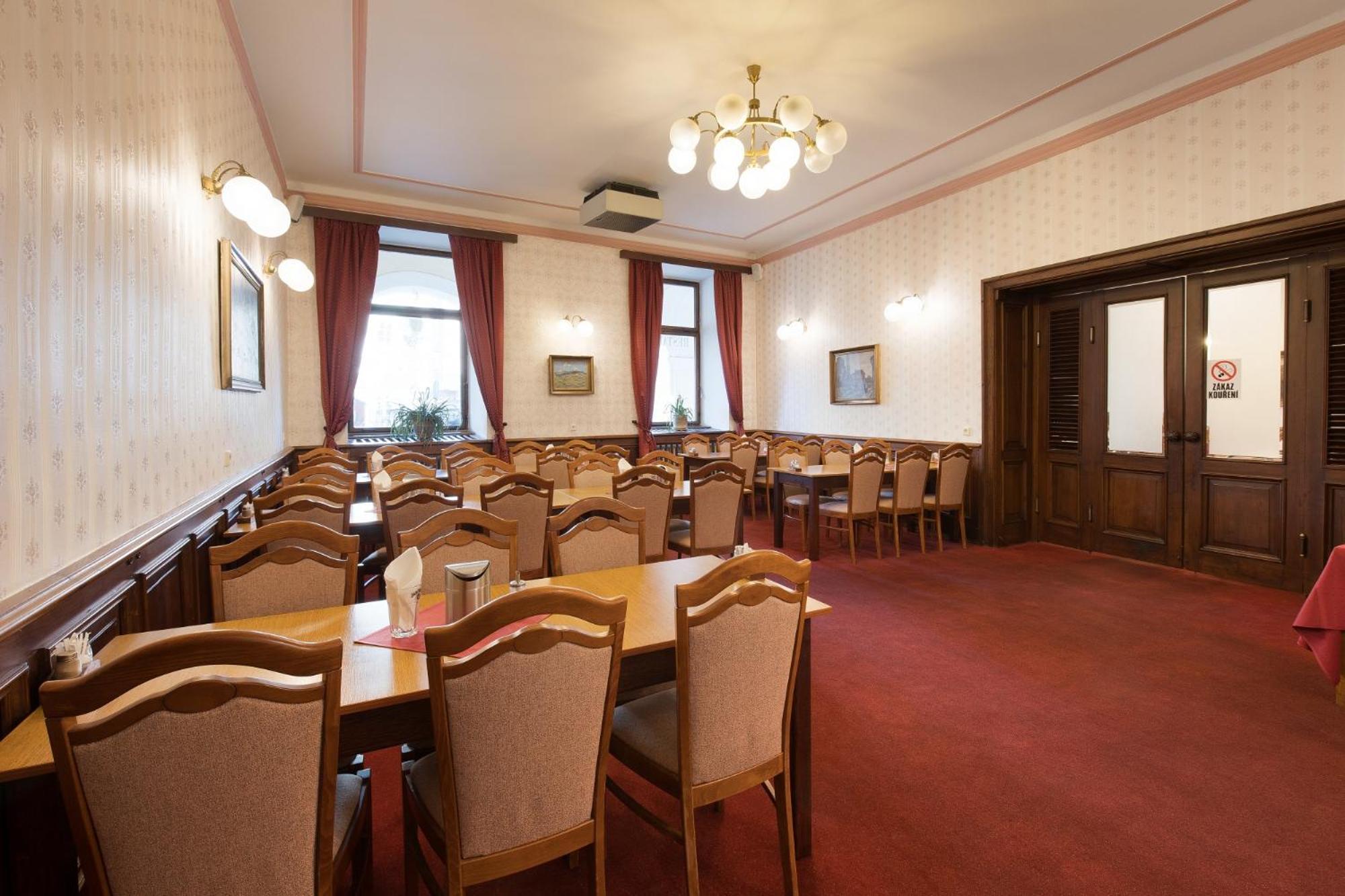 Hotel U Cerneho Orla Telč Eksteriør bilde