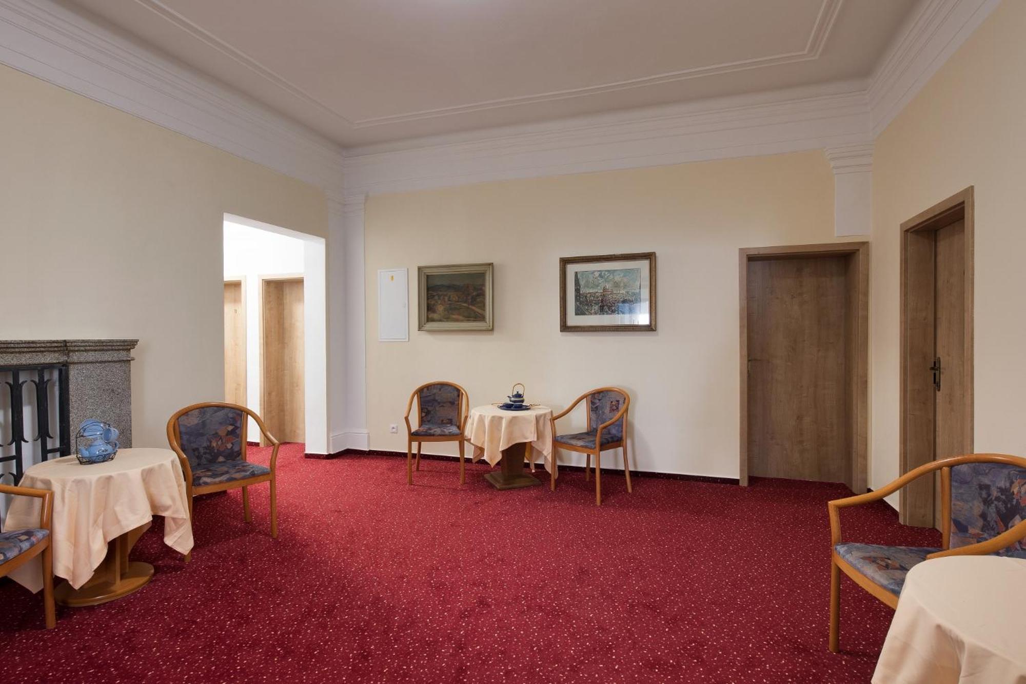 Hotel U Cerneho Orla Telč Eksteriør bilde