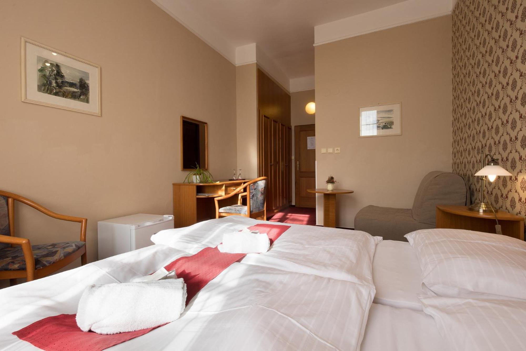 Hotel U Cerneho Orla Telč Eksteriør bilde