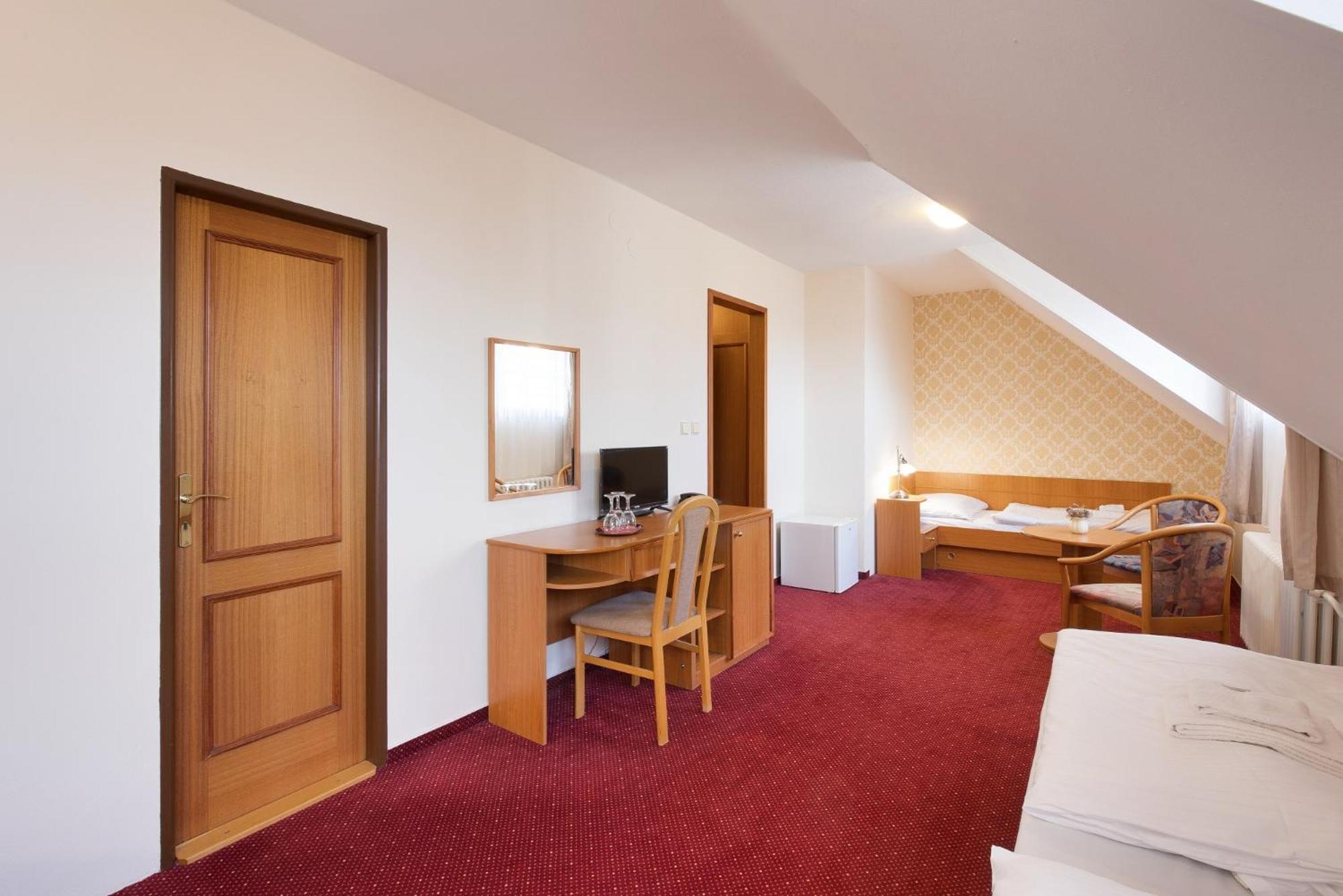 Hotel U Cerneho Orla Telč Eksteriør bilde
